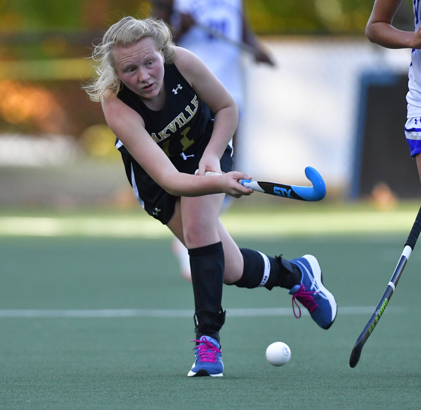 Oakville vs Westminster in Midwest Tournament field hockey